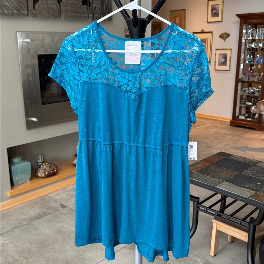 NWT No Boundaries teal lacy top juniors XXL also fits women’s S